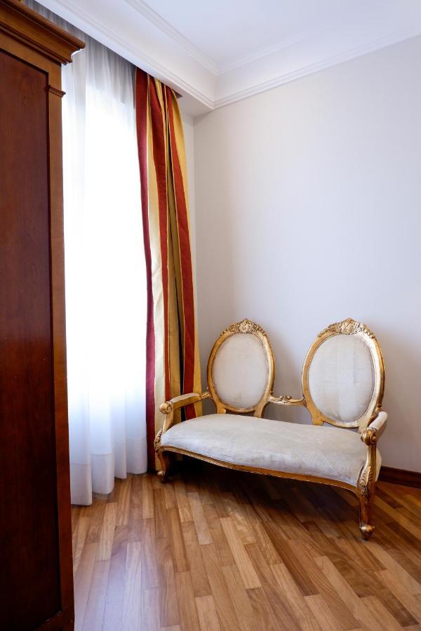 Best Western Ai Cavalieri Hotel Palermo Exterior photo