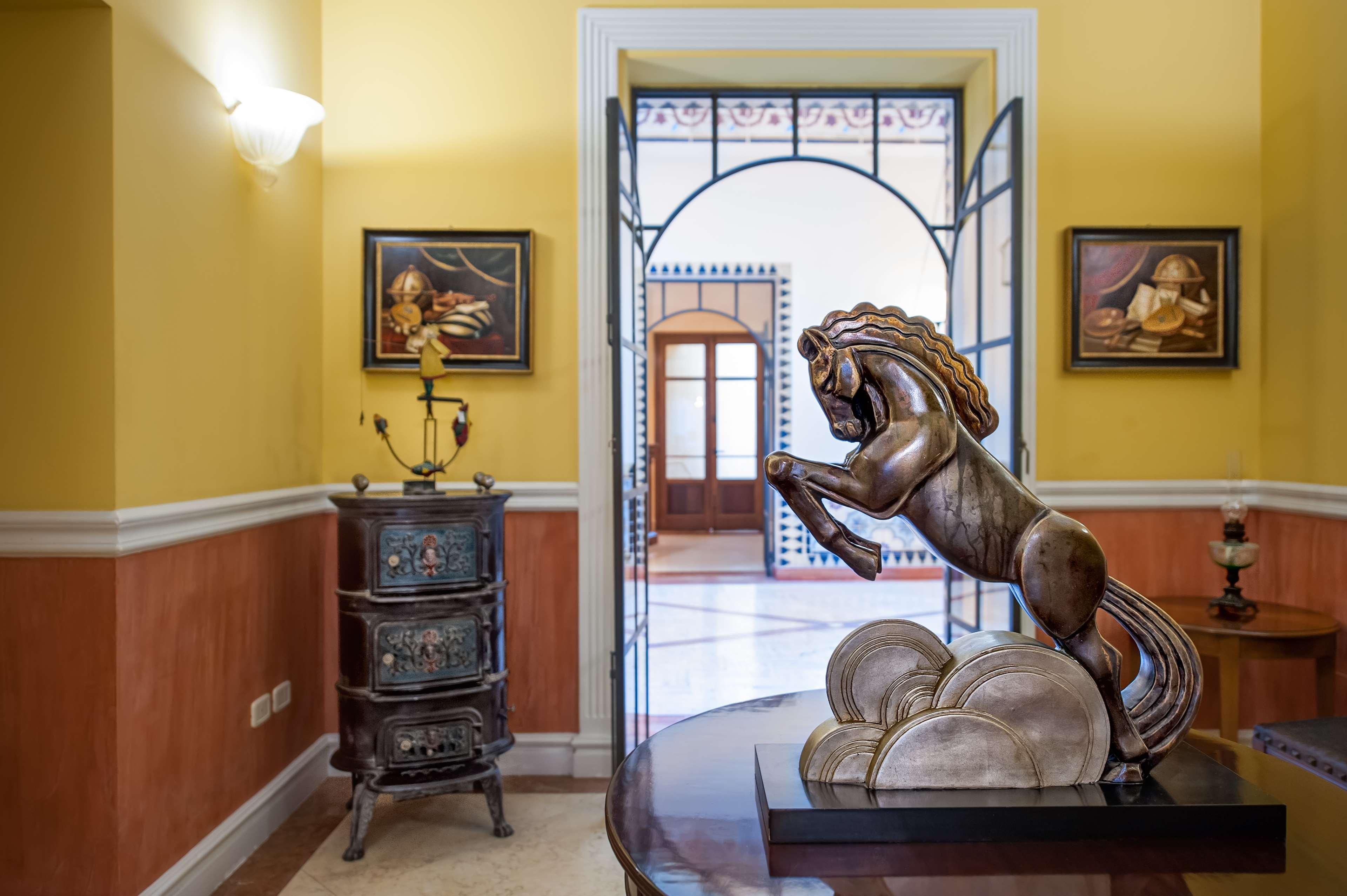 Best Western Ai Cavalieri Hotel Palermo Exterior photo