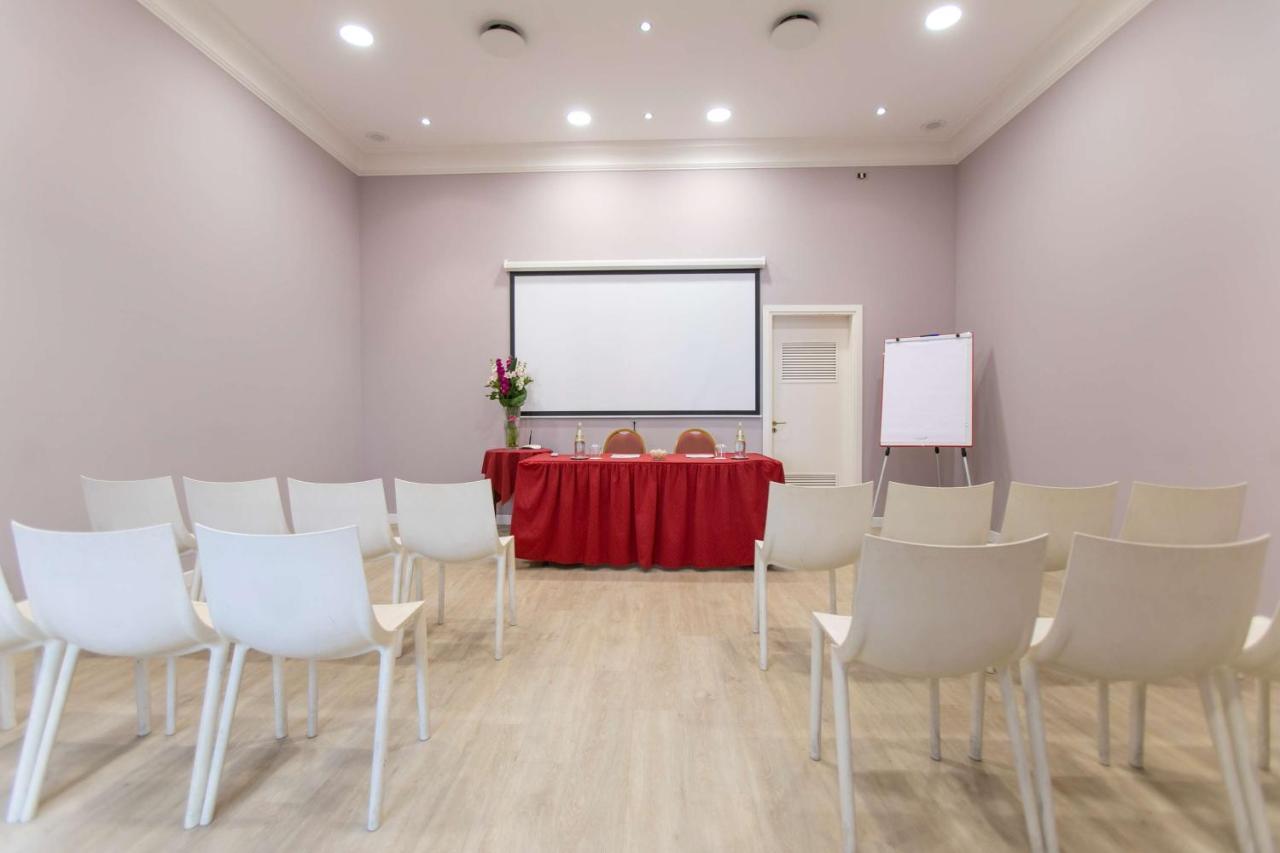 Best Western Ai Cavalieri Hotel Palermo Exterior photo
