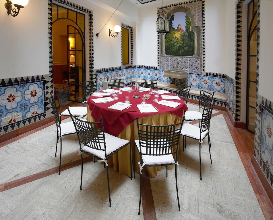 Best Western Ai Cavalieri Hotel Palermo Exterior photo